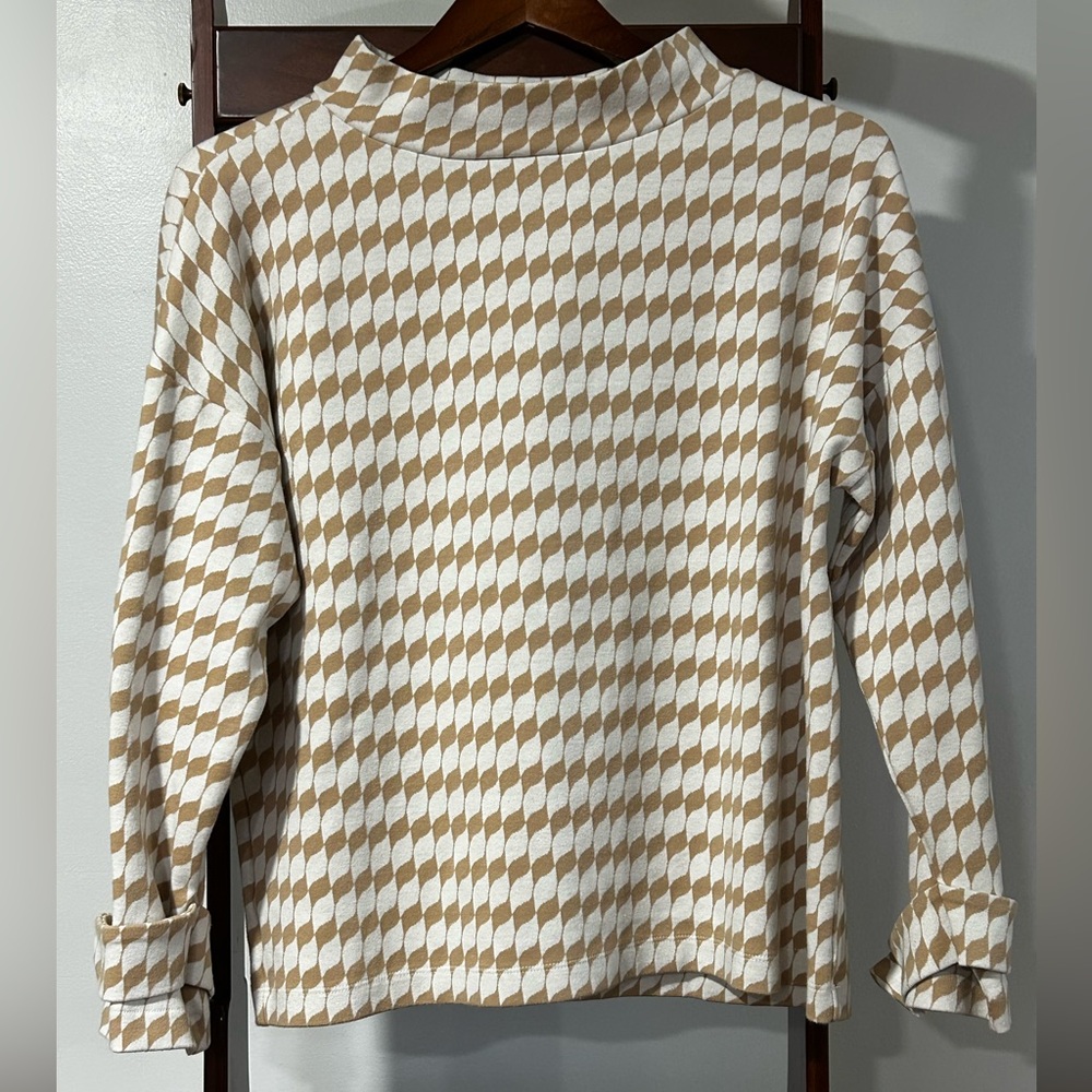 Ann Taylor Women’s Large Tan White Geometric Long Sleeve Top Button Cuff Shirt - Picture 1 of 6